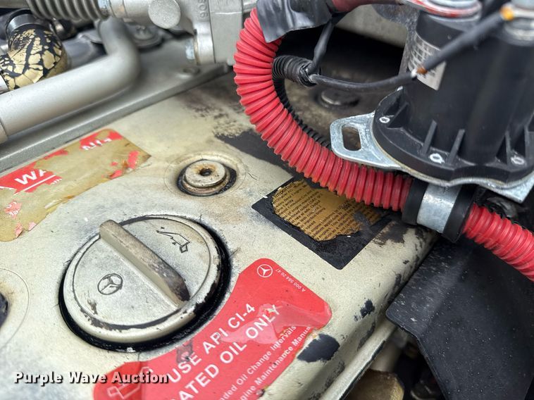 image for item EG5915 2007 Freightliner Business Class M2 bucket truck