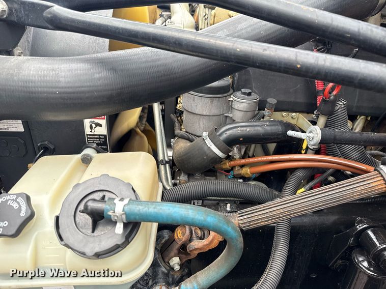 image for item EG5915 2007 Freightliner Business Class M2 bucket truck