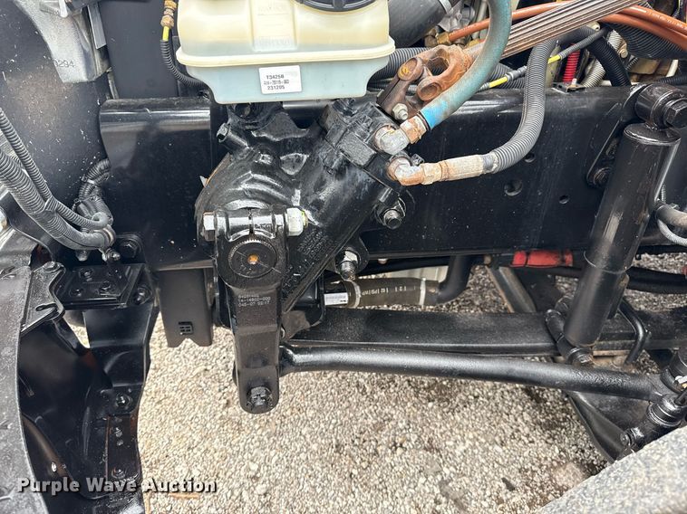 image for item EG5915 2007 Freightliner Business Class M2 bucket truck