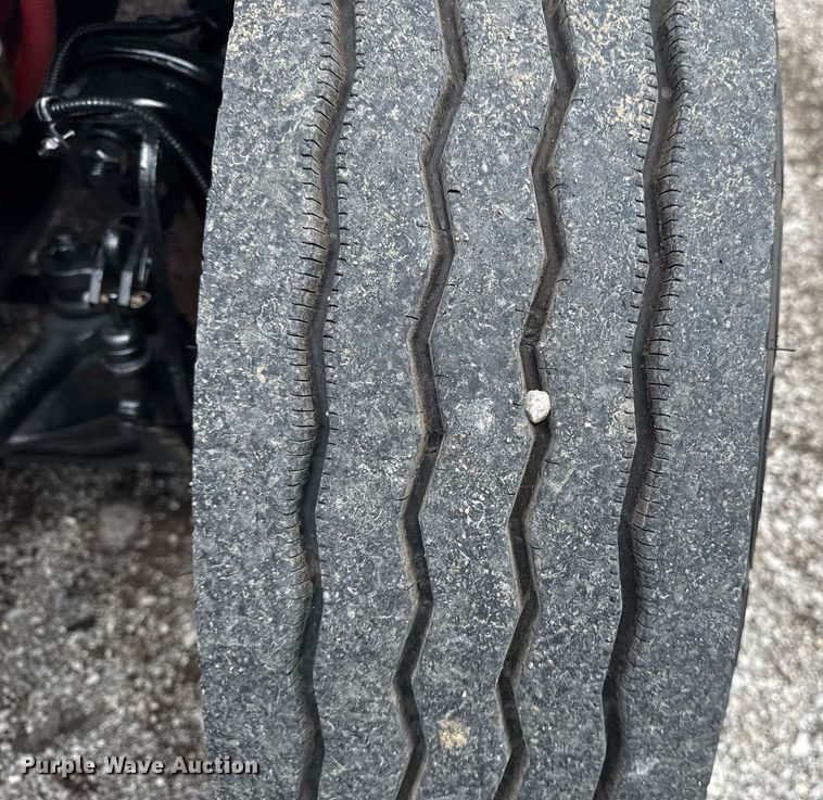 image for item EG5915 2007 Freightliner Business Class M2 bucket truck