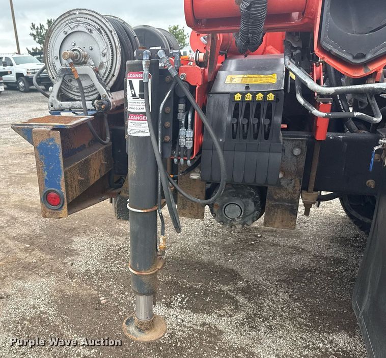 image for item EG5923 2009 International 7500 crane truck