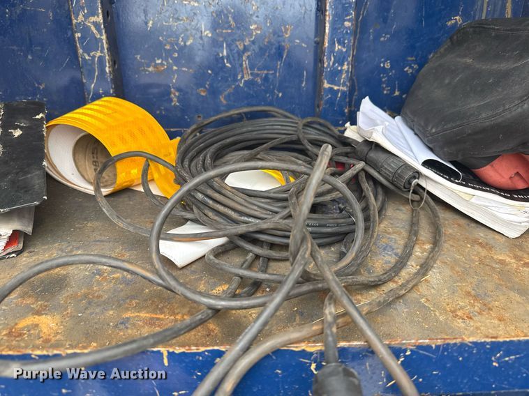 image for item EG5923 2009 International 7500 crane truck