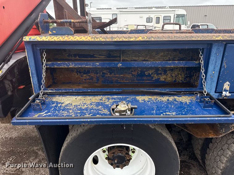 image for item EG5923 2009 International 7500 crane truck