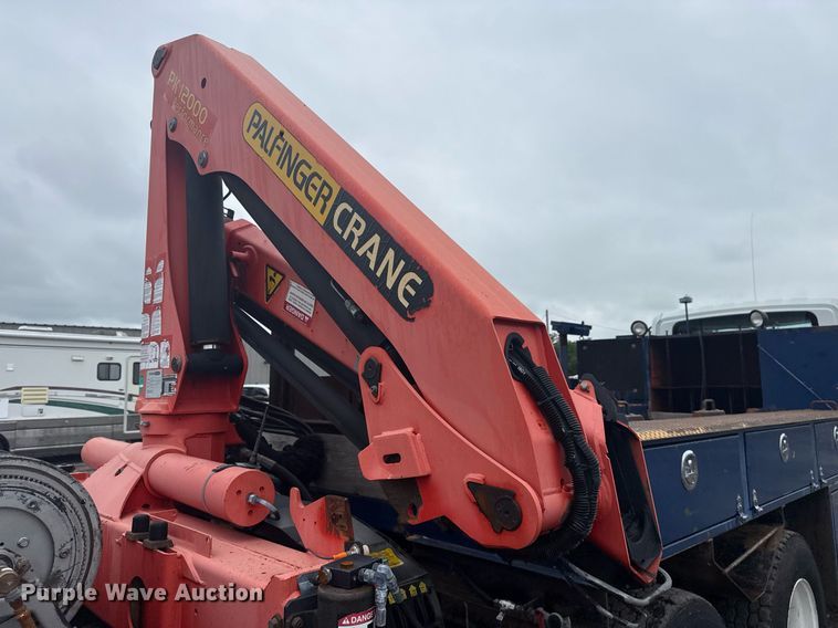 image for item EG5923 2009 International 7500 crane truck