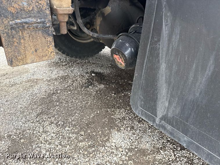 image for item EG5923 2009 International 7500 crane truck