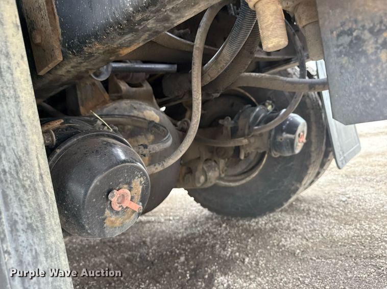 image for item EG5923 2009 International 7500 crane truck