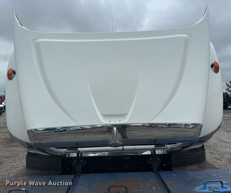 image for item EG5923 2009 International 7500 crane truck