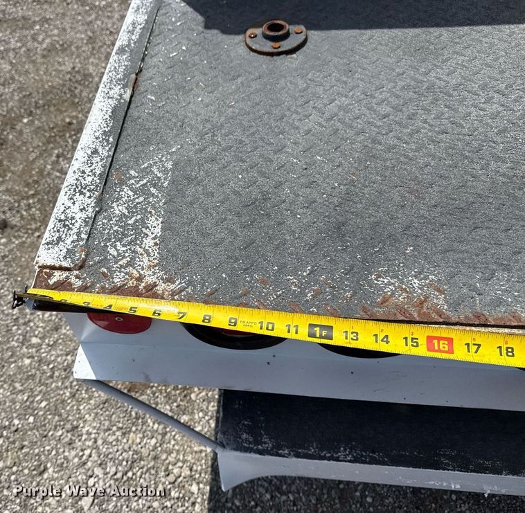 image for item EG5987 2006 Ford F450 Super Duty bucket truck