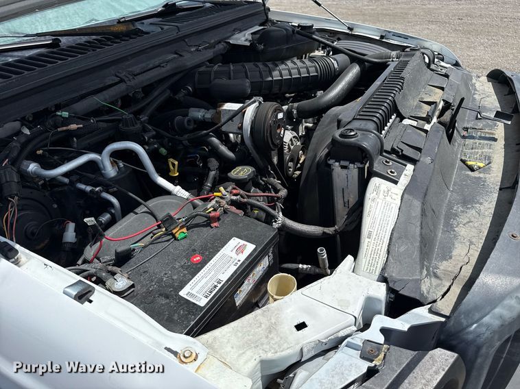 image for item EG5987 2006 Ford F450 Super Duty bucket truck