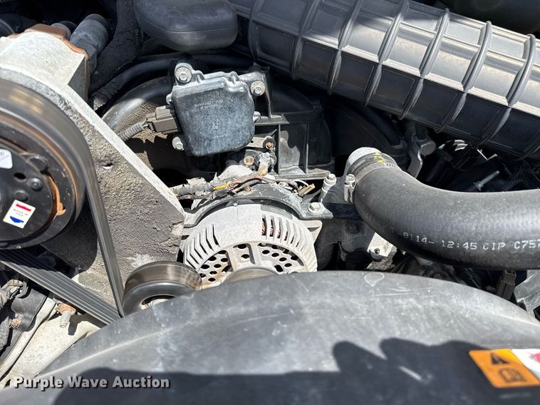 image for item EG5987 2006 Ford F450 Super Duty bucket truck