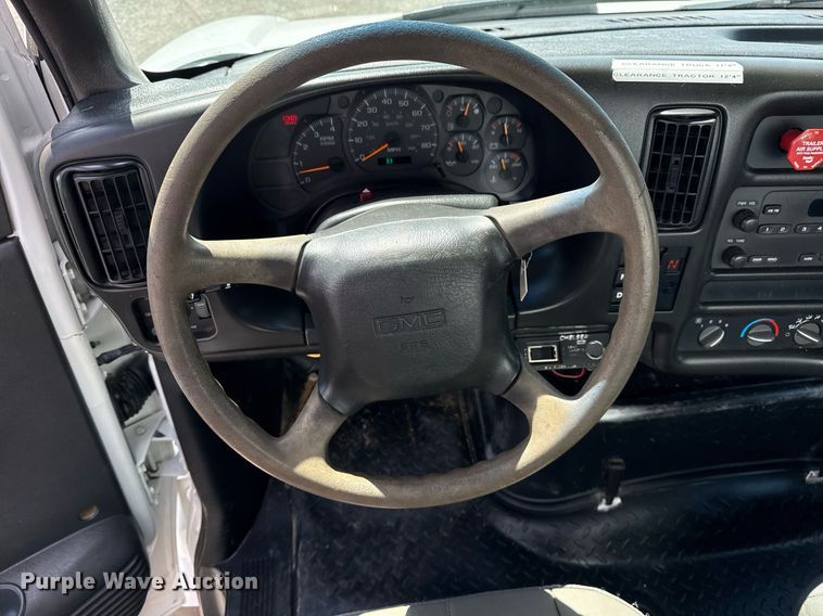 image for item EG5989 2004 GMC C8500 utility / service truck