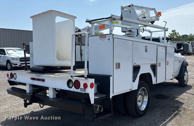 image for item EG6017 2012 Dodge Ram 4500HD bucket truck
