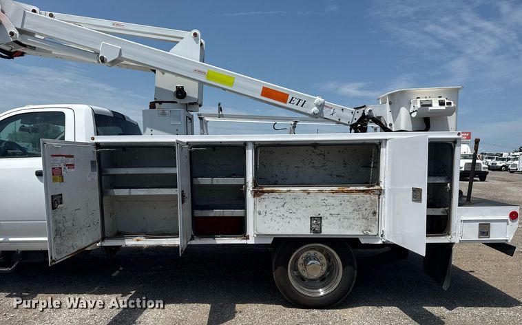 image for item EG6017 2012 Dodge Ram 4500HD bucket truck