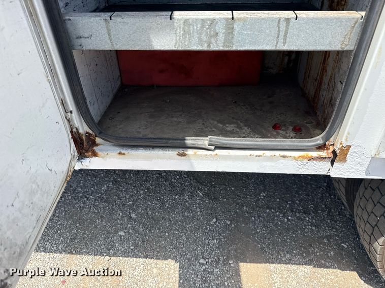 image for item EG6017 2012 Dodge Ram 4500HD bucket truck