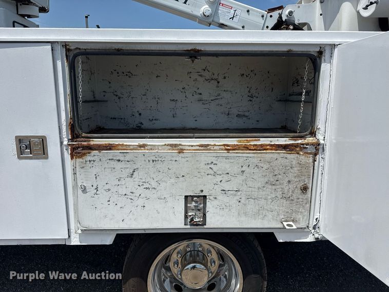 image for item EG6017 2012 Dodge Ram 4500HD bucket truck