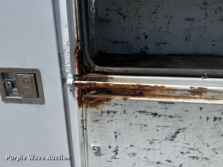 image for item EG6017 2012 Dodge Ram 4500HD bucket truck