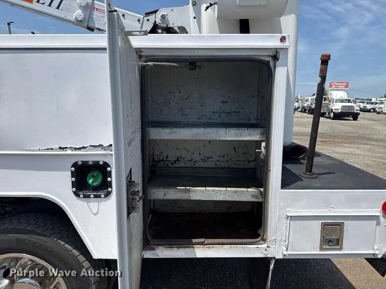 image for item EG6017 2012 Dodge Ram 4500HD bucket truck