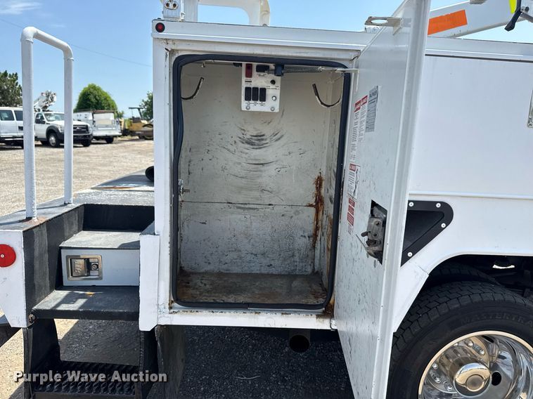 image for item EG6017 2012 Dodge Ram 4500HD bucket truck