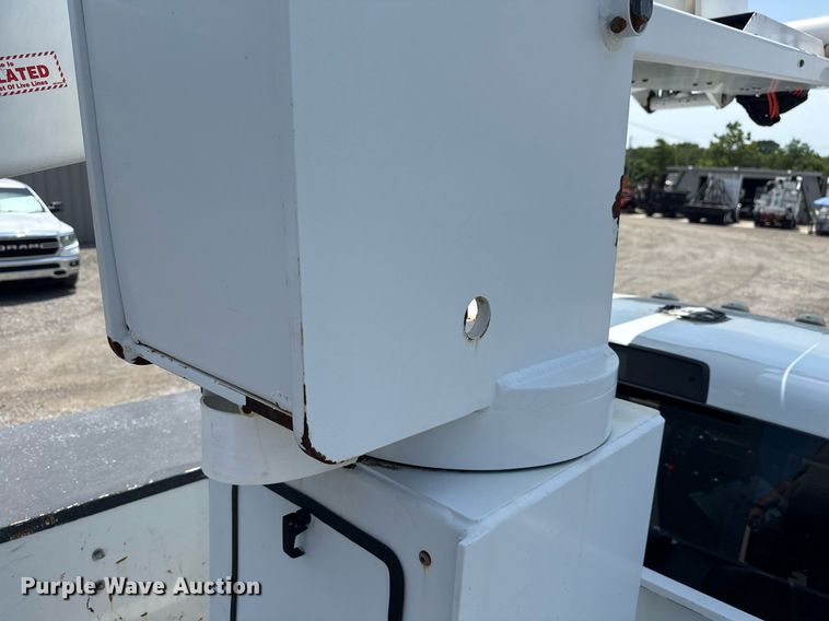 image for item EG6017 2012 Dodge Ram 4500HD bucket truck