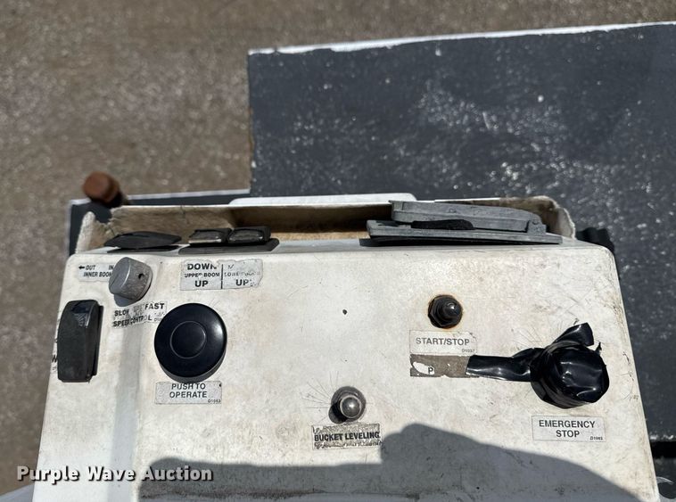 image for item EG6017 2012 Dodge Ram 4500HD bucket truck