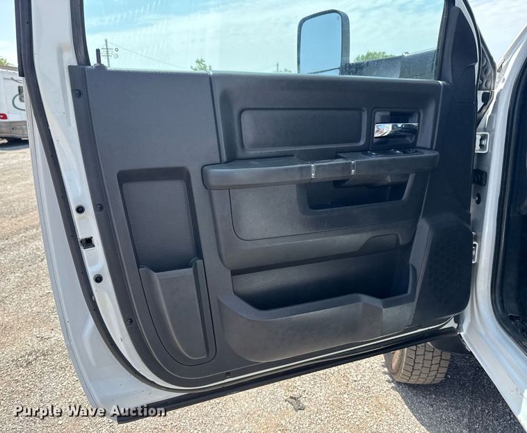 image for item EG6017 2012 Dodge Ram 4500HD bucket truck