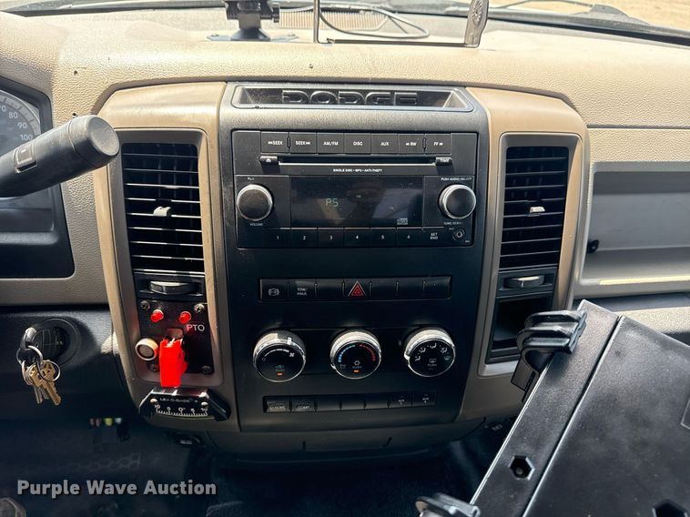 image for item EG6017 2012 Dodge Ram 4500HD bucket truck