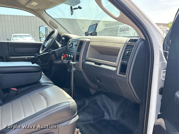 image for item EG6017 2012 Dodge Ram 4500HD bucket truck