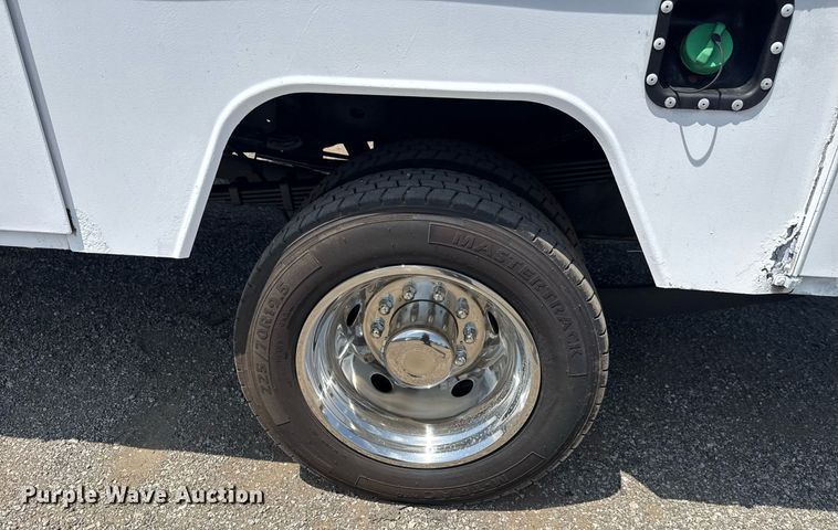 image for item EG6017 2012 Dodge Ram 4500HD bucket truck