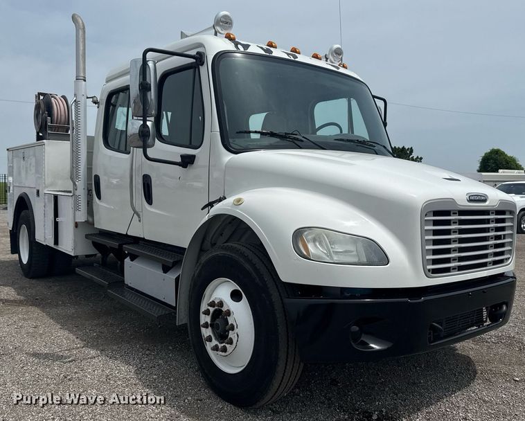 image for item EG6034 2013 Freightliner Business Class M2 Crew Cab utility / service truck