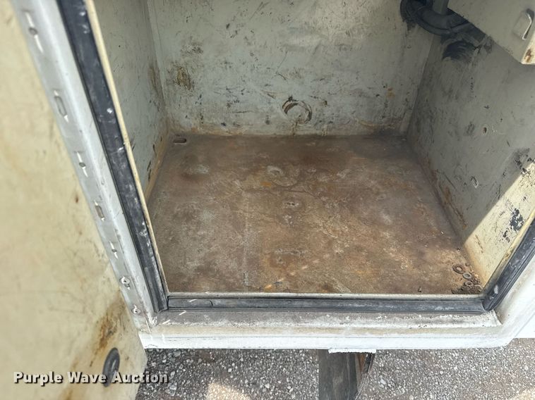 image for item EG6034 2013 Freightliner Business Class M2 Crew Cab utility / service truck