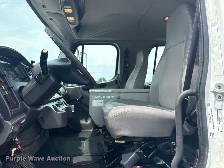 image for item EG6034 2013 Freightliner Business Class M2 Crew Cab utility / service truck