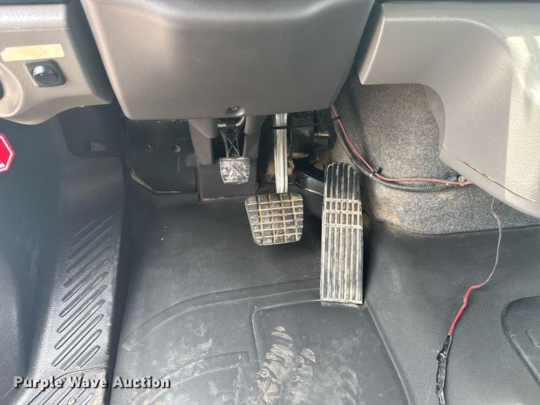 image for item EG6034 2013 Freightliner Business Class M2 Crew Cab utility / service truck