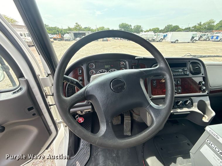 image for item EG6034 2013 Freightliner Business Class M2 Crew Cab utility / service truck