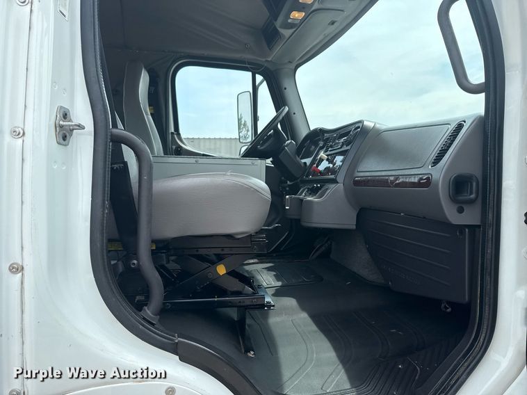 image for item EG6034 2013 Freightliner Business Class M2 Crew Cab utility / service truck