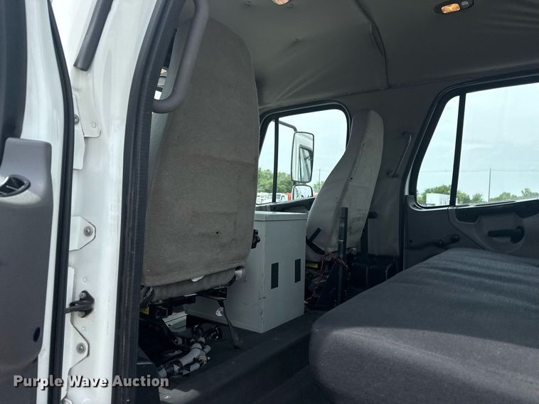 image for item EG6034 2013 Freightliner Business Class M2 Crew Cab utility / service truck