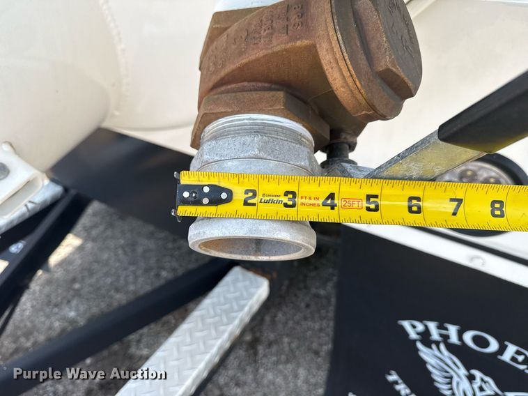 image for item EG6046 2012 Freightliner Cascadia vacuum truck