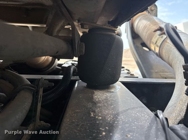 image for item EG6046 2012 Freightliner Cascadia vacuum truck