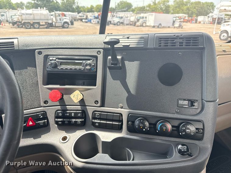 image for item EG6046 2012 Freightliner Cascadia vacuum truck