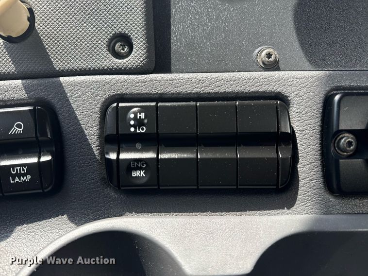 image for item EG6046 2012 Freightliner Cascadia vacuum truck