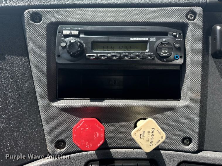 image for item EG6046 2012 Freightliner Cascadia vacuum truck