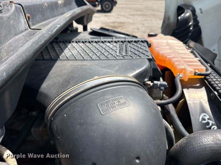 image for item EG6046 2012 Freightliner Cascadia vacuum truck