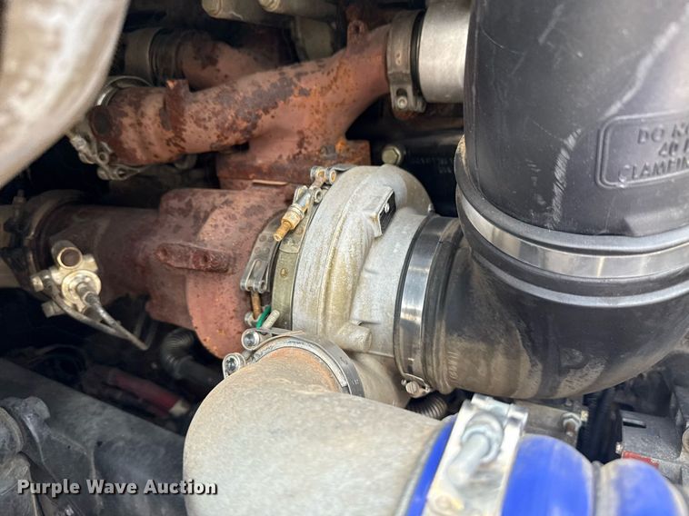 image for item EG6046 2012 Freightliner Cascadia vacuum truck