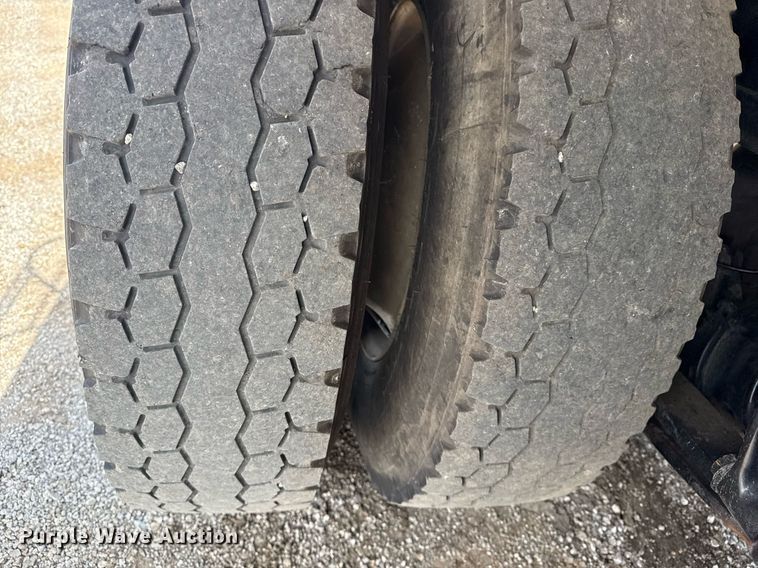 image for item EG6046 2012 Freightliner Cascadia vacuum truck