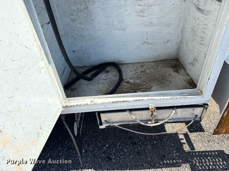 image for item EG6070 2014 Freightliner Business Class M2 bucket truck