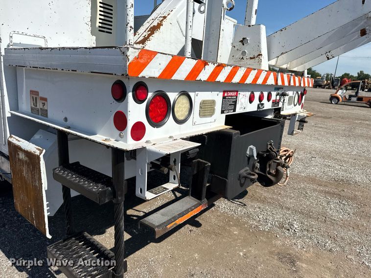 image for item EG6070 2014 Freightliner Business Class M2 bucket truck