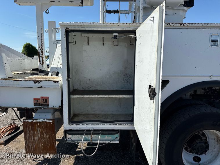 image for item EG6070 2014 Freightliner Business Class M2 bucket truck