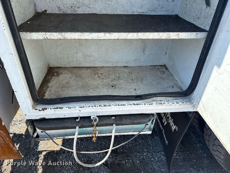 image for item EG6070 2014 Freightliner Business Class M2 bucket truck