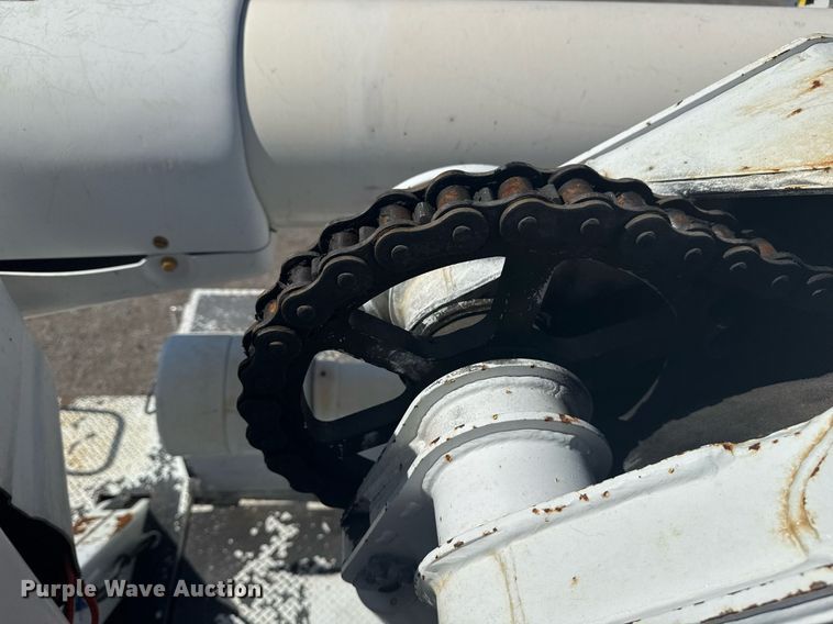 image for item EG6070 2014 Freightliner Business Class M2 bucket truck