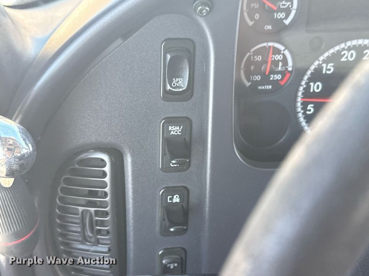 image for item EG6070 2014 Freightliner Business Class M2 bucket truck