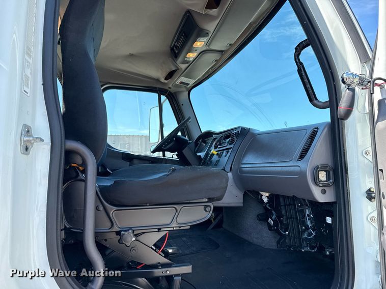 image for item EG6070 2014 Freightliner Business Class M2 bucket truck